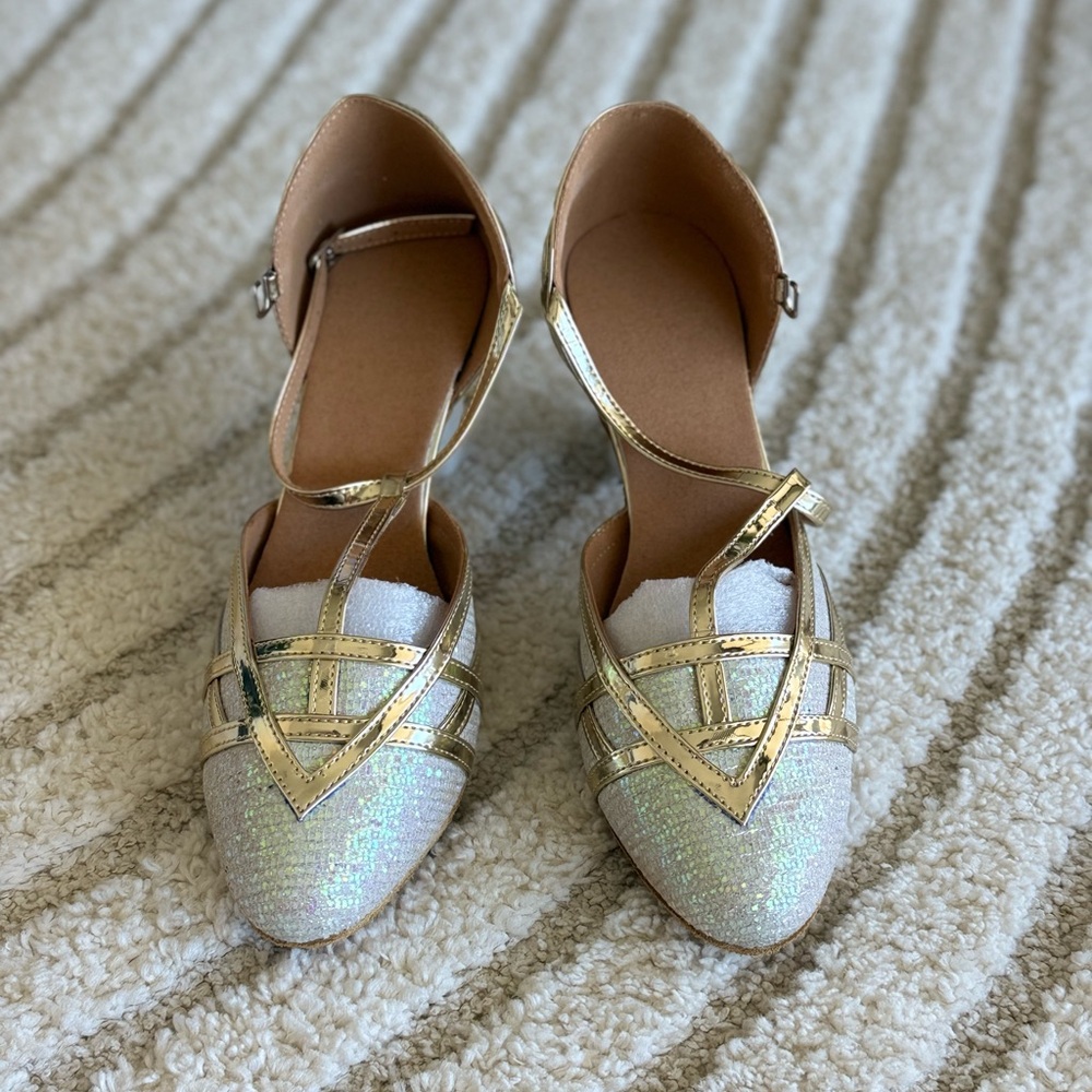 TDA dance shoes 318